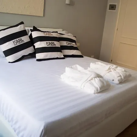 Le Griffe Vatican Luxury Suites * روما