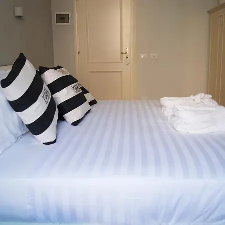 بيت ضيافة Le Griffe Vatican Luxury Suites *