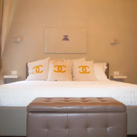 بيت ضيافة Le Griffe Vatican Luxury Suites *