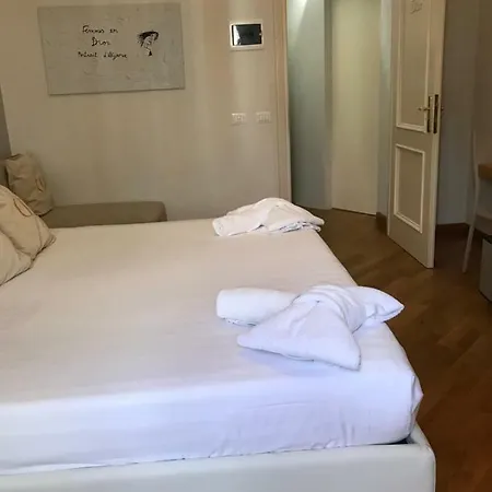 Le Griffe Vatican Luxury Suites بيت ضيافة روما