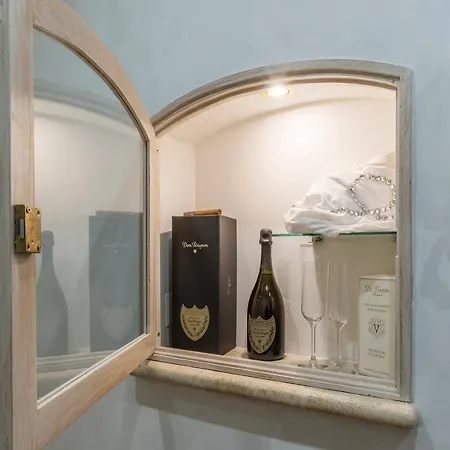 Le Griffe Vatican Luxury Suites بيت ضيافة