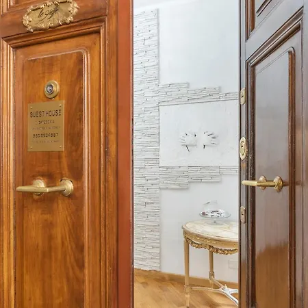 بيت ضيافة Le Griffe Vatican Luxury Suites روما